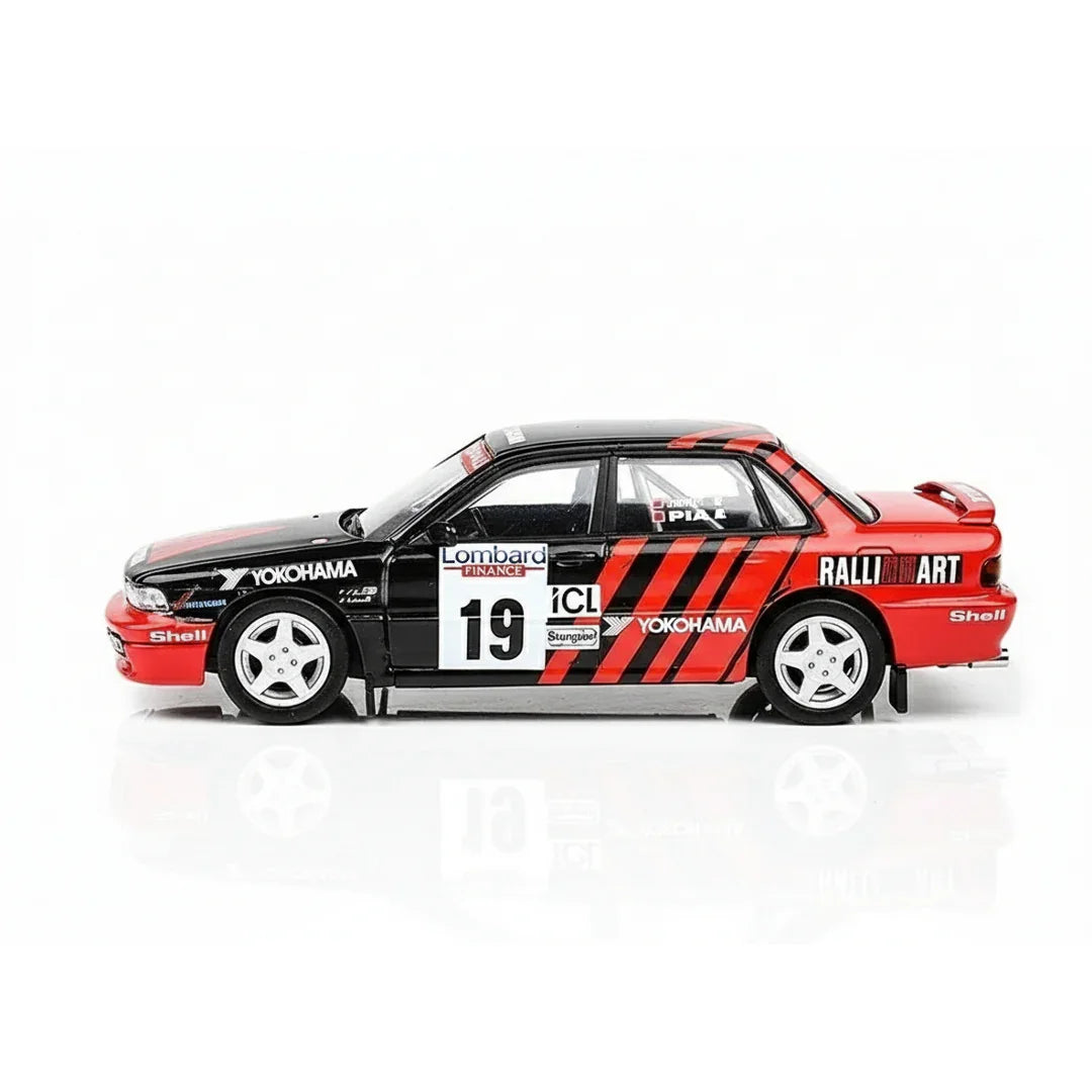 PARA64 1:64 Mitsubishi Galant VR-4 #19 Lombard RAC Rally 1992 Diecast Model Car (PA65101)