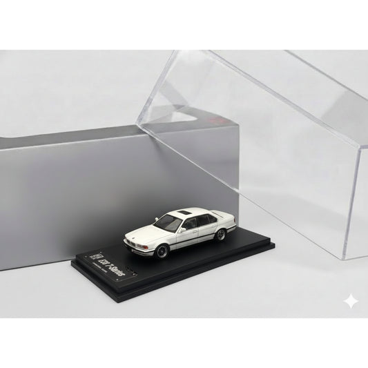 DCM 1:64 BMW 7 Series E38 (White) Diecast Scale Model Car