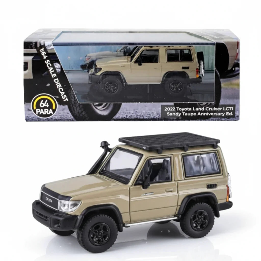 Para64 1:64 2022 Toyota Land Cruiser 71 Sandy Top Anniversary Edition LHD Diecast Model Car