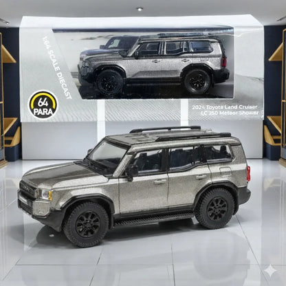 PARA 1:64 Toyota Land Cruiser LC250 2024 Meteor Silver LHD (Diecast Car)