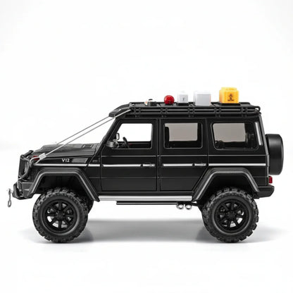 CHE-ZHI Mercades-Banz G550 4x4 Limited Edition Diecast Sports car Modified Pull Back Car with  Openable Doors & Sound Light Diecast Car  Model