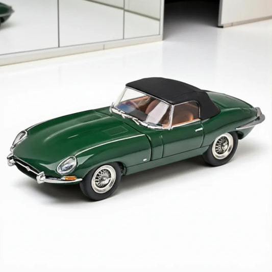 GFCC 1:64 Jaguar E-Type 1961 Roadster Green Diecast Car Model