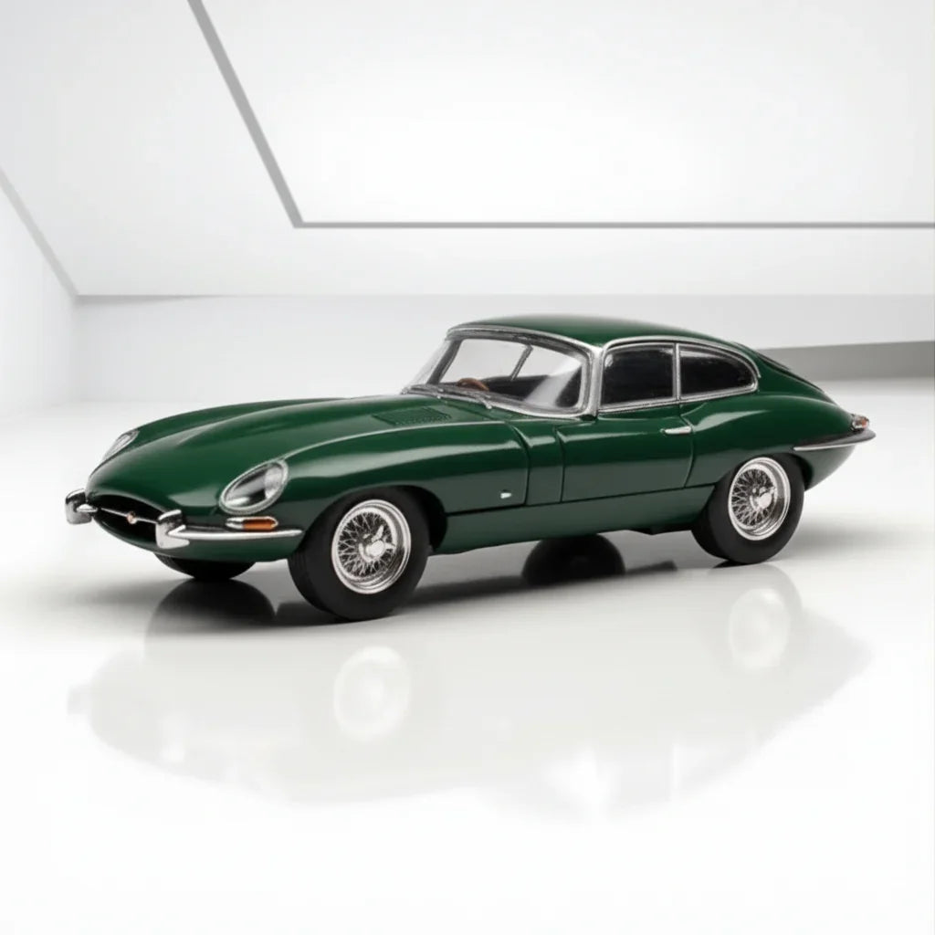 GFCC 1:64 1961 Jaguar E-Type Coupe Green Diecast Car Model