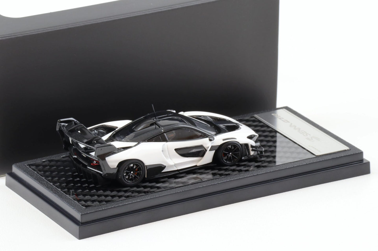 LCD Model 1:64 McLaren Senna GTR Race Version Diecast Car | Premium Collector Model
