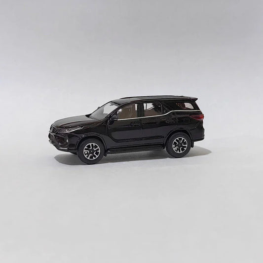 Para64 Toyota Fortuner Attitude Black – 1:64 Scale Diecast Model SUV - Jaiman Toys