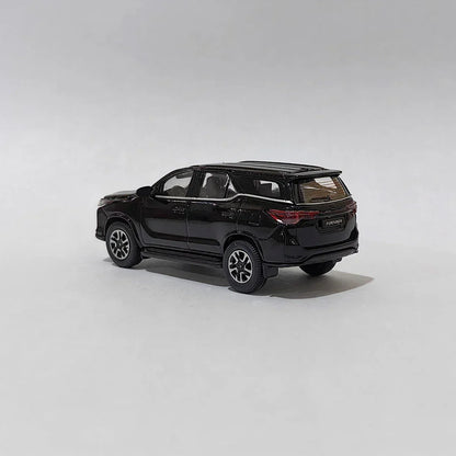 Para64 Toyota Fortuner Attitude Black – 1:64 Scale Diecast Model SUV - Jaiman Toys