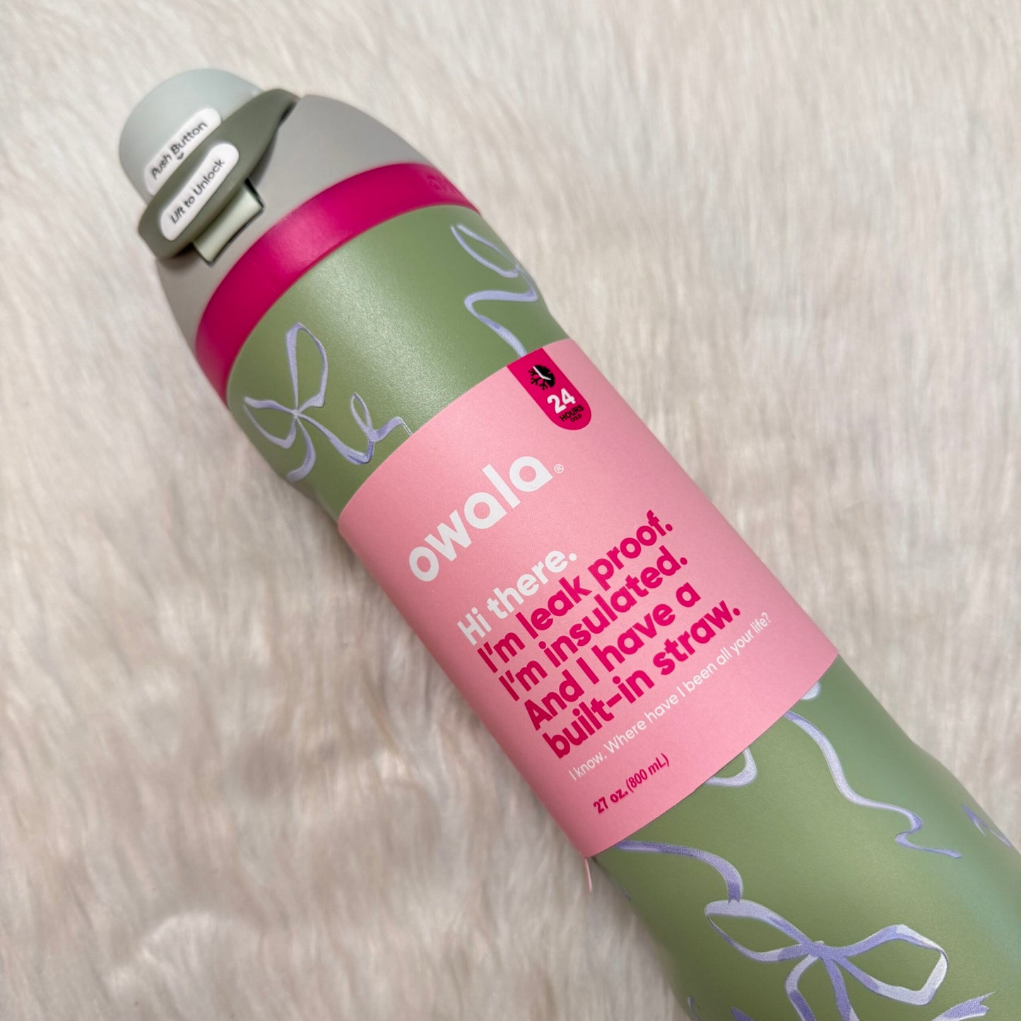 Owala FreeSip Insulated Stainless Steel Water Bottle 27oz. / 800ml – Leak-Proof Travel Bottle with Built-in Straw (Pack of 1)