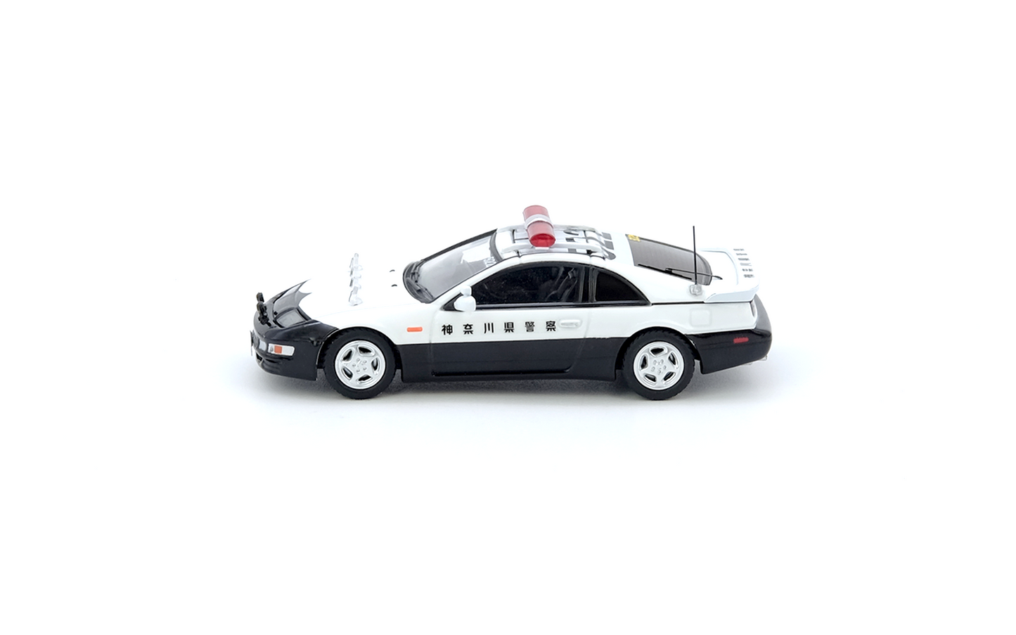 INNO64 1:64 Nissan Fairlady Z Z32 Kanagawa-Kenkei Japanese Police Die-Cast Model Car with Display Case