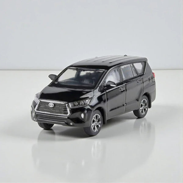 Toy Innova PARA64 Toyota Innova 2022 – LHD Attitude Black | 1:64 Diecast MPV ...