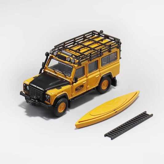 Master - Land Rover Defender 110 1:64 Scale Diecast Model Car | Off-Road SUV Collectible with Roof Rack & Kayak