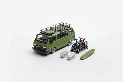 Mortal 1:64 Volkswagen T3 Lowrider Military Green Die-Cast VW Van Model with Bicycles, Roof Rack & Surfboard