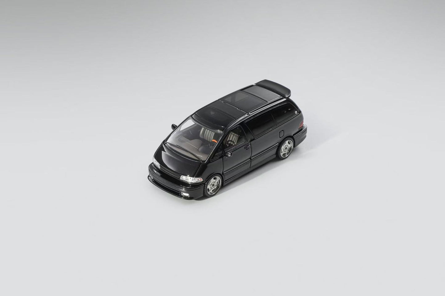 Mortal Model 1:64 Toyota Previa Diecast Model Car – Premium JDM MPV Collector Edition