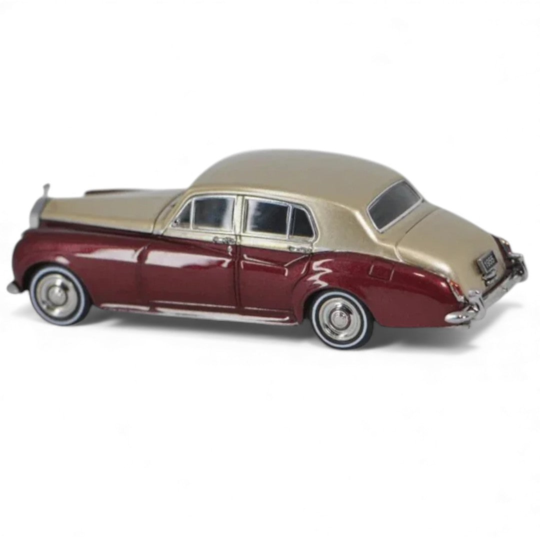 GFCC 1:64 Scale 1955 Rolls-Royce Silver Cloud, Red and Gold Diecast Car Model