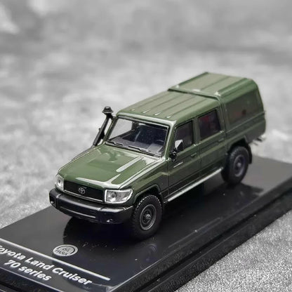 PARA64 1:64 Toyota Land Cruiser LC79 Military Green Diecast Model – Off-Road Utility Truck Collectible