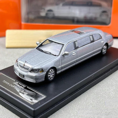 GCD 1:64 Scale Silver Stretch Limousine Diecast Model Car – Luxury Long Limo Collector Display
