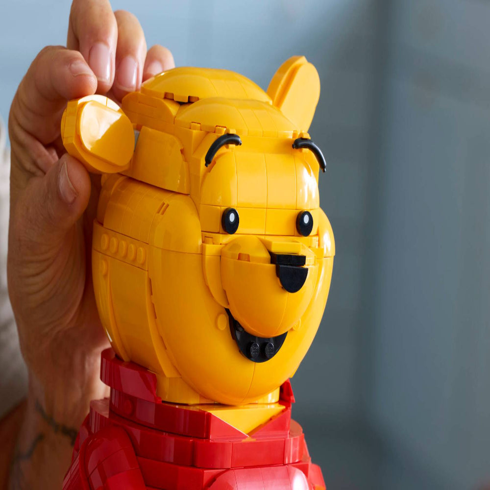 LEGO 43300 Disney Winnie the Pooh Building Set – Collectible Display Figure with Honey Pot, 1399 Pieces
