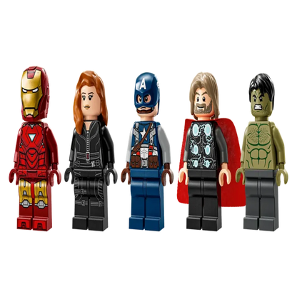 LEGO 76313 Marvel : Marvel Logo & Minifigures Building Set (931 Pieces)