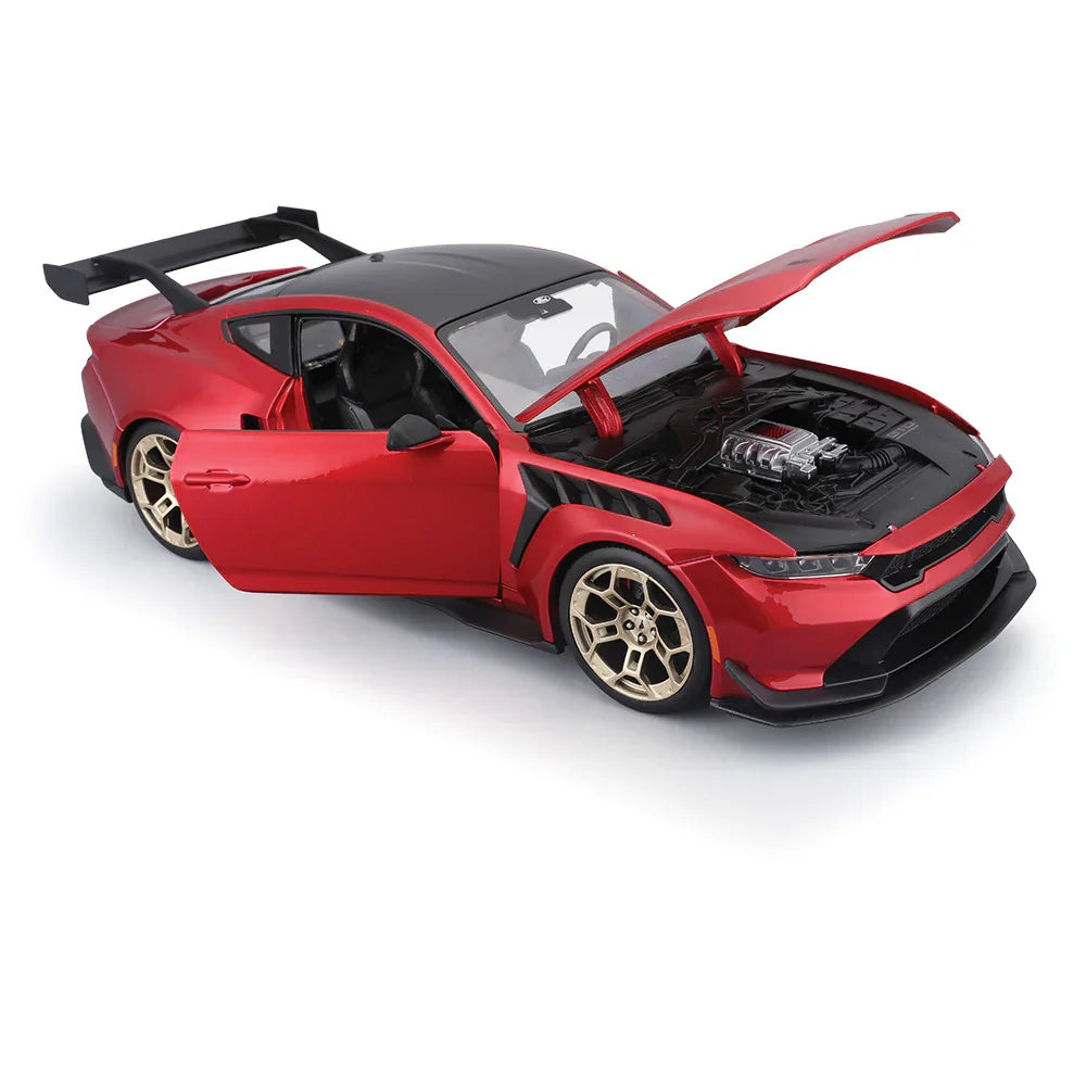 Maisto 1:18 2025 Ford Mustang GTD Red – Special Collection Diecast Metal Model Car (14+)