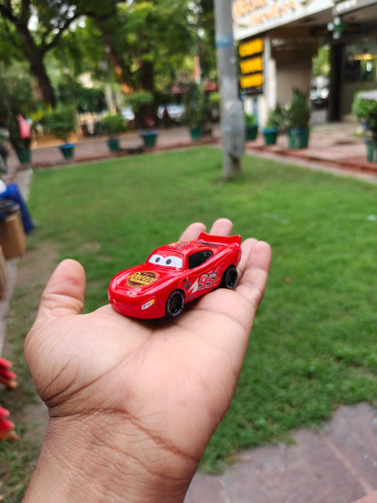 Disney  McQueen alloy Series Metal No. 95 Style Diecast Racing Car 1:28 Scale | Pull Back Action Toy Car with Realistic Details | Red Collectible Race Car for Kids & Collectors
