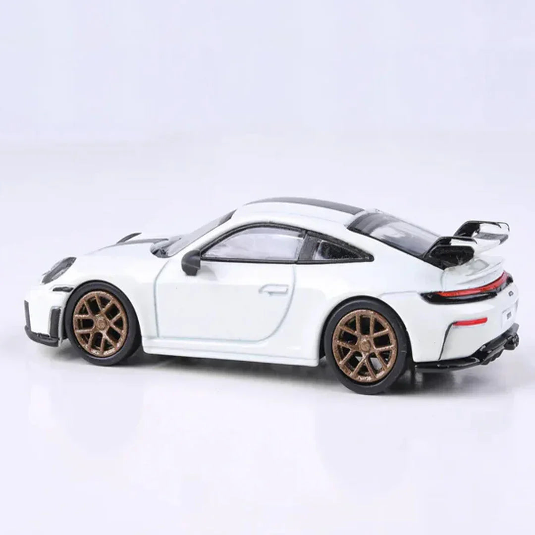 PARA64 1:64 Porsche 911 GT3 992.2 Grand Prix White Diecast Model – Performance Sports Car Collectible