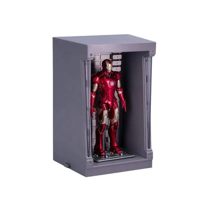Marvel Iron Man Mark 3 with Hall of Armor – Light-Up Display Chamber (4-Inch Figure)