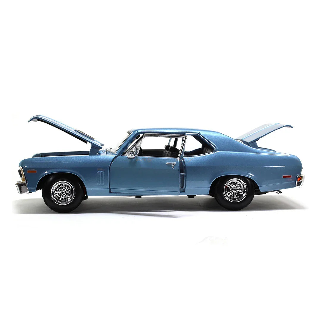Maisto Chevrolet Nova SS 1970 1:18 Scale Diecast Model Car – Classic Muscle Car Collectible