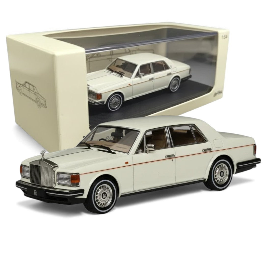 GFCC 1:64 1994 Rolls-Royce Silver Spur, British Silver With Gold Beltline in White Diecast Model Car