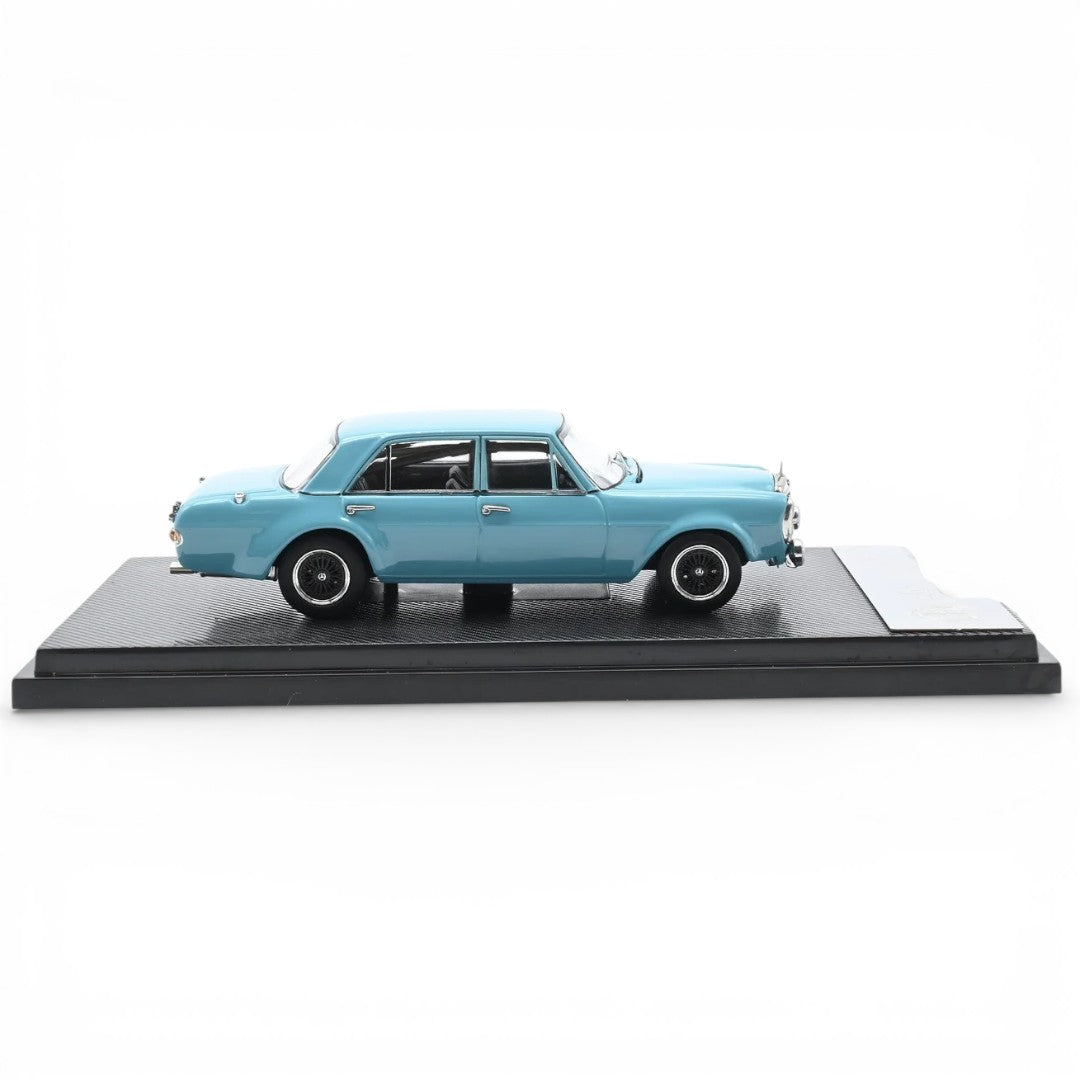 Liberty64 1:64 Mercedes-Benz 300SEL 6.8 AMG (W109) Diecast Car Model – Classic Blue Collector Edition