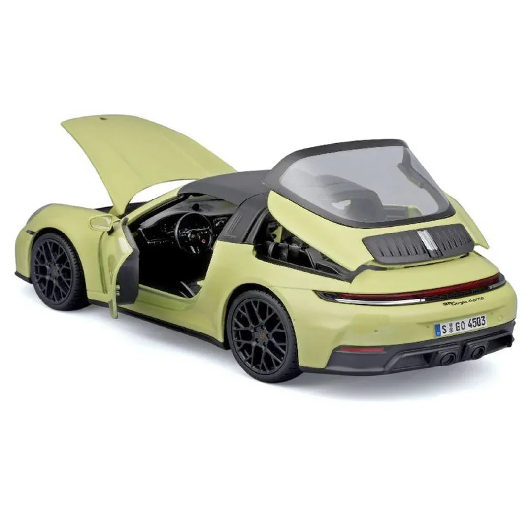 Maisto 1:18 Porsche 911 Targa 4 GTS (992) | Licensed Diecast Model