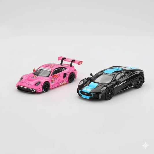 Mini GT 1:64 (Blister) Roxy Porsche 911 GT3 R #77 AO Racing IMSA +Jaguar C-X75 Black LHD Diecast Scale Model Car