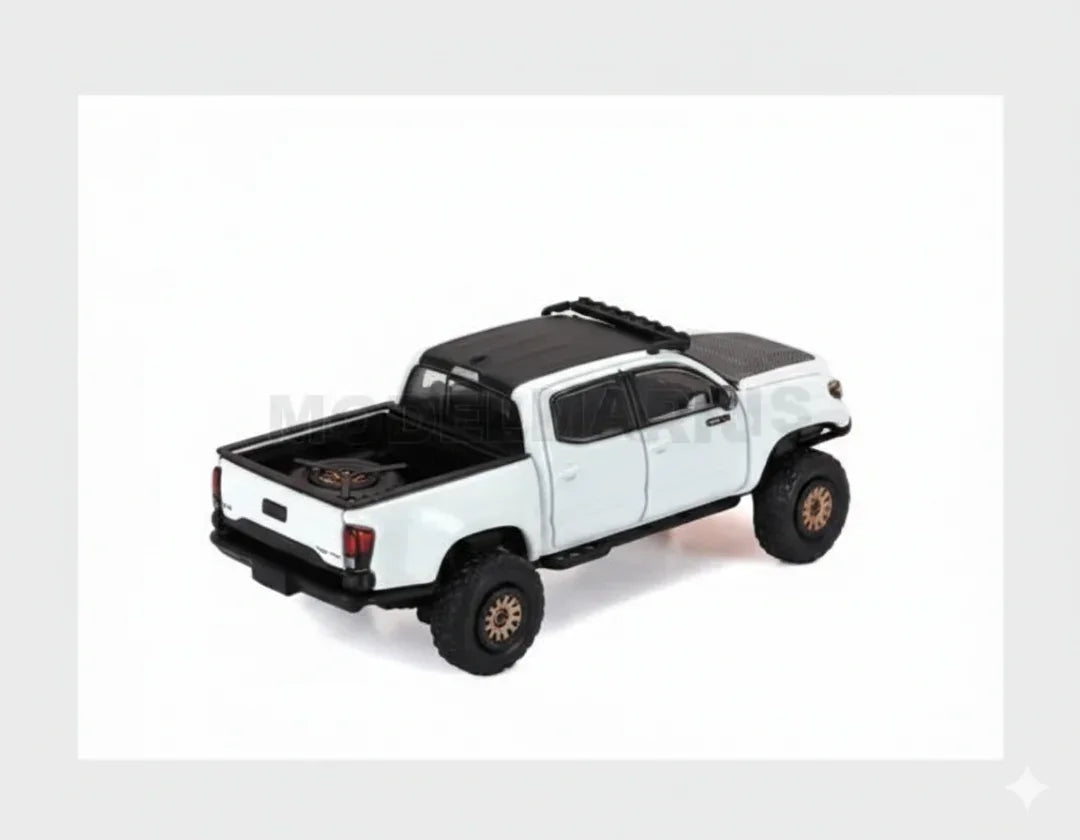 GCD 1:64 Toyota Tacoma TRD PRO — Ice Cap White with Black Roof