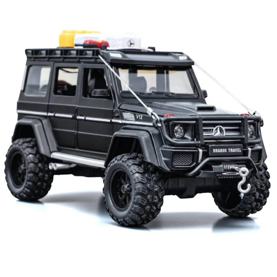 CHE-ZHI Mercades-Banz G550 4x4 Limited Edition Diecast Sports car Modified Pull Back Car with  Openable Doors & Sound Light Diecast Car  Model
