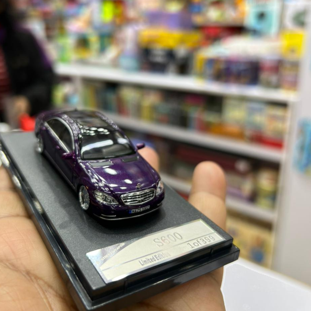 STREET WARRIOR 1:64 Mercedes-Benz S600 (W220) – Purple Diecast Model Car