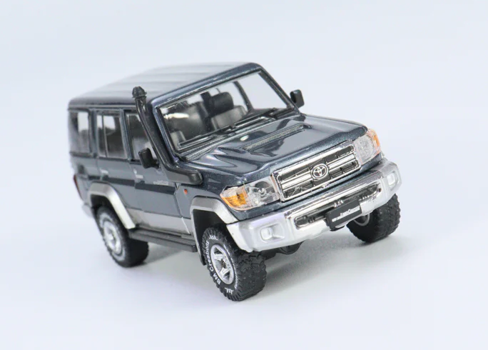 BM Creations 1:64 Toyota Land Cruiser LC76 Diecast Model Car | Premium Collectible with Opening Parts & Accessories | Three Color Variants