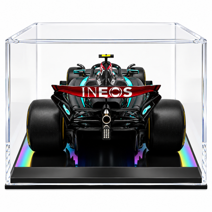 Bburago 1:24 Scale Mercedes-AMG F1 W15 E Performance Lewis Hamilton #44 Formula 1 Diecast Racing Car Model with Display Case