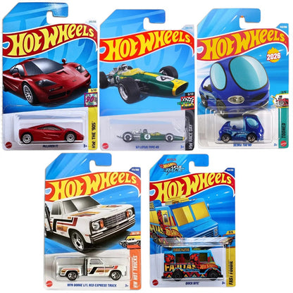 Hot Wheels 5-Car Set 1:64 Scale – McLaren F1, 1978 Dodge Li'l Red Express Truck, Deora II, Quick Bite & '67 Lotus Type 49
