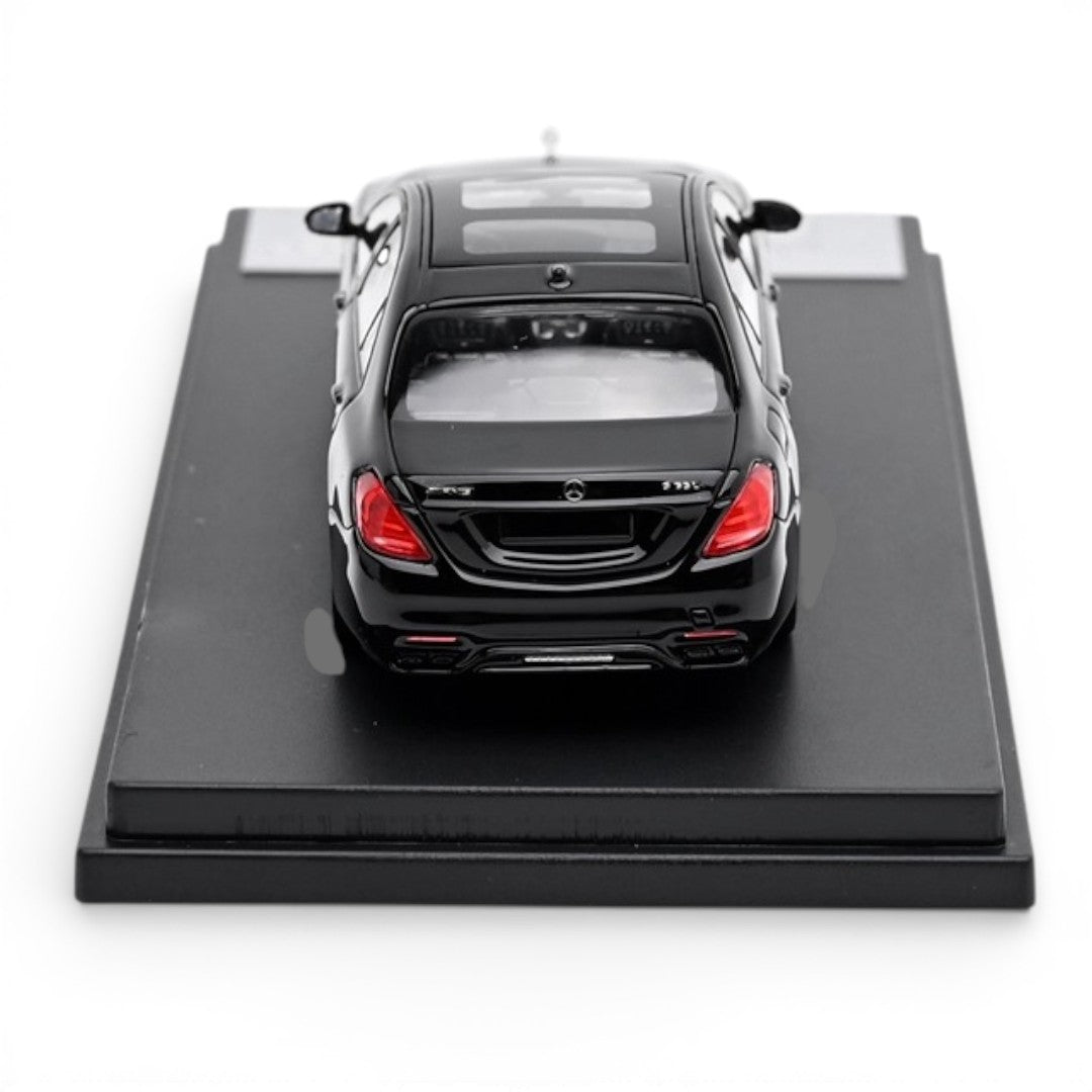 King Model 1:64 Mercedes-Benz S65 AMG Luxury Sedan Diecast Model Car – Metallic Blue