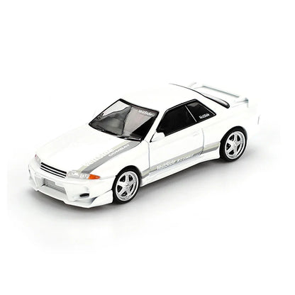Mini GT 1:64 Nissan Skyline GT-R R32 VeilSide Combat C-I White RHD – Diecast Model Car