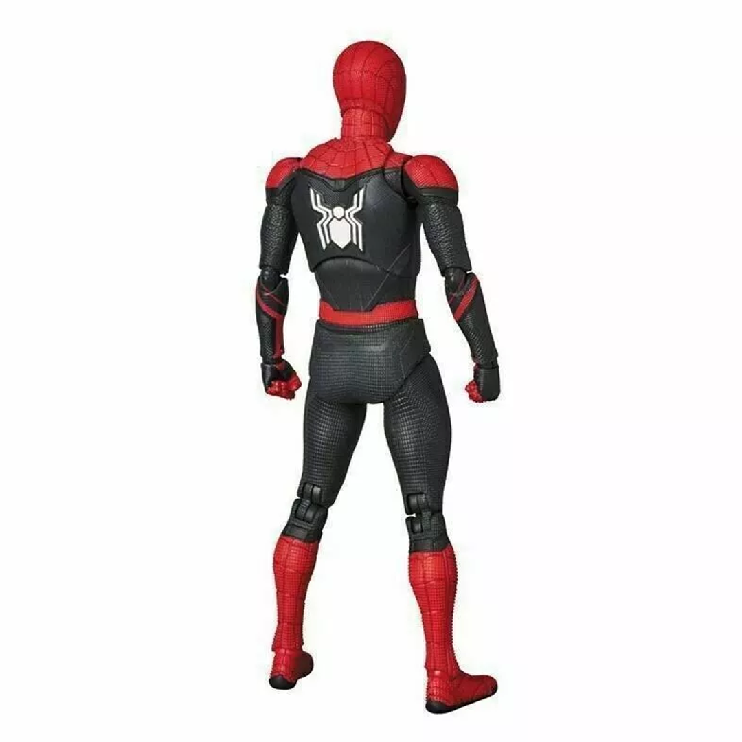 Ultimate Spider-Man 'Far from Home' Articulated Figure – 15cm of Marvel Action! Age 15+