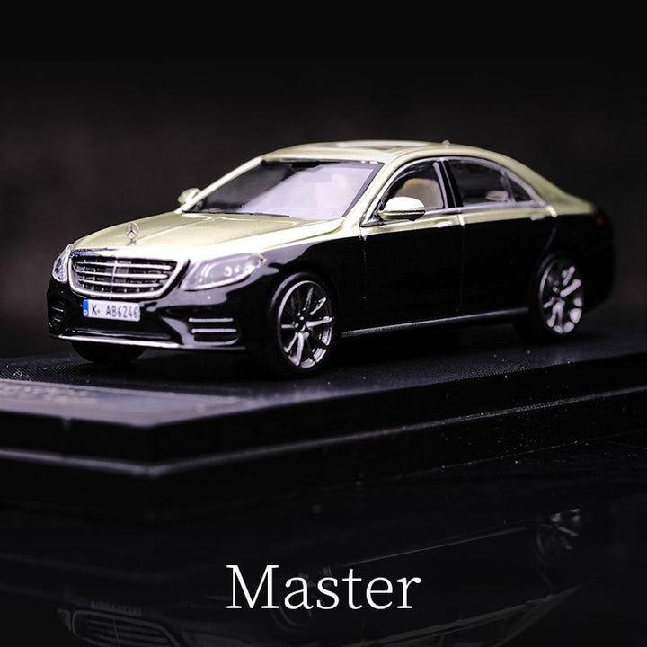 Master 1:64 Mercedes-Benz S-Class S450 (W222) Diecast Model Car