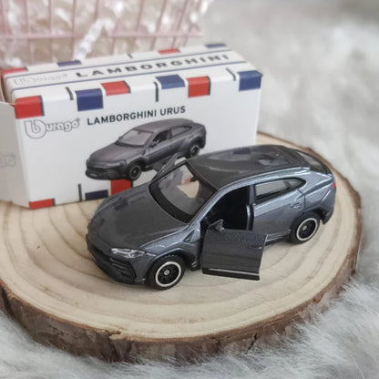 Bburago Lamborghini Urus 1:64 Die-Cast Scale Model Car