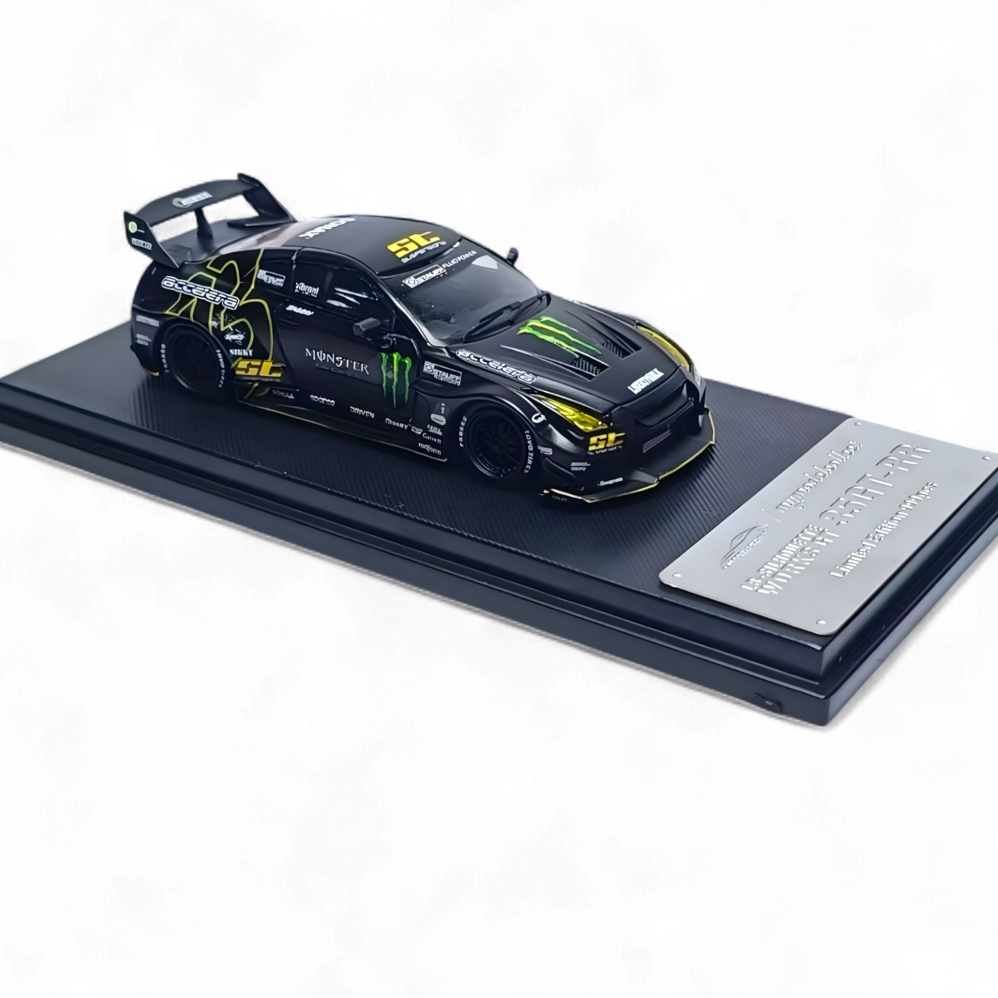 Model Collect 1:64 LBWK Nissan GT-R R35 Diecast Model Car