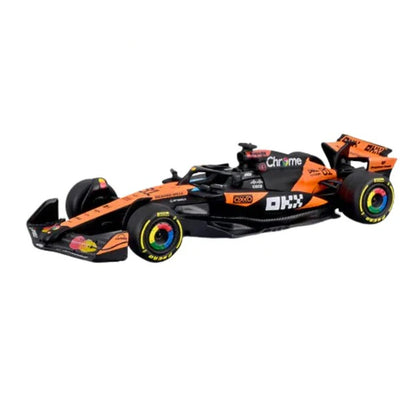 Bburago 1:64 McLaren MCL39 Australian GP 2025 Oscar Piastri F1 Diecast Model