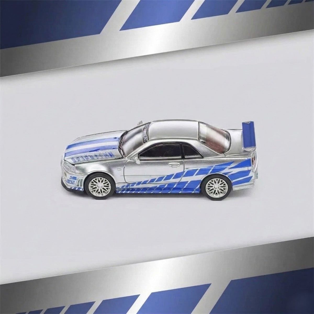 Demon King DKA-054 Nissan Skyline GT-R R34 (Chase Piece) – 1:64 Premium JDM Die-Cast Model