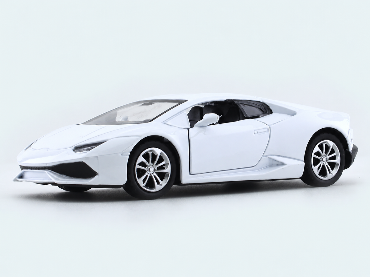 Road Burner 1:36 White Die-Cast Sports Car with Pull-Back Action & Opening Doors