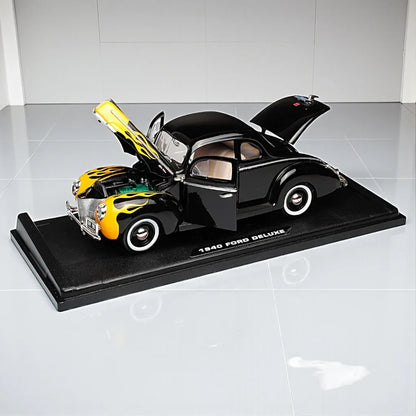 Motor Max 1:18 1940 Ford Deluxe Hardtop – Black with Yellow Flames Diecast Model Car