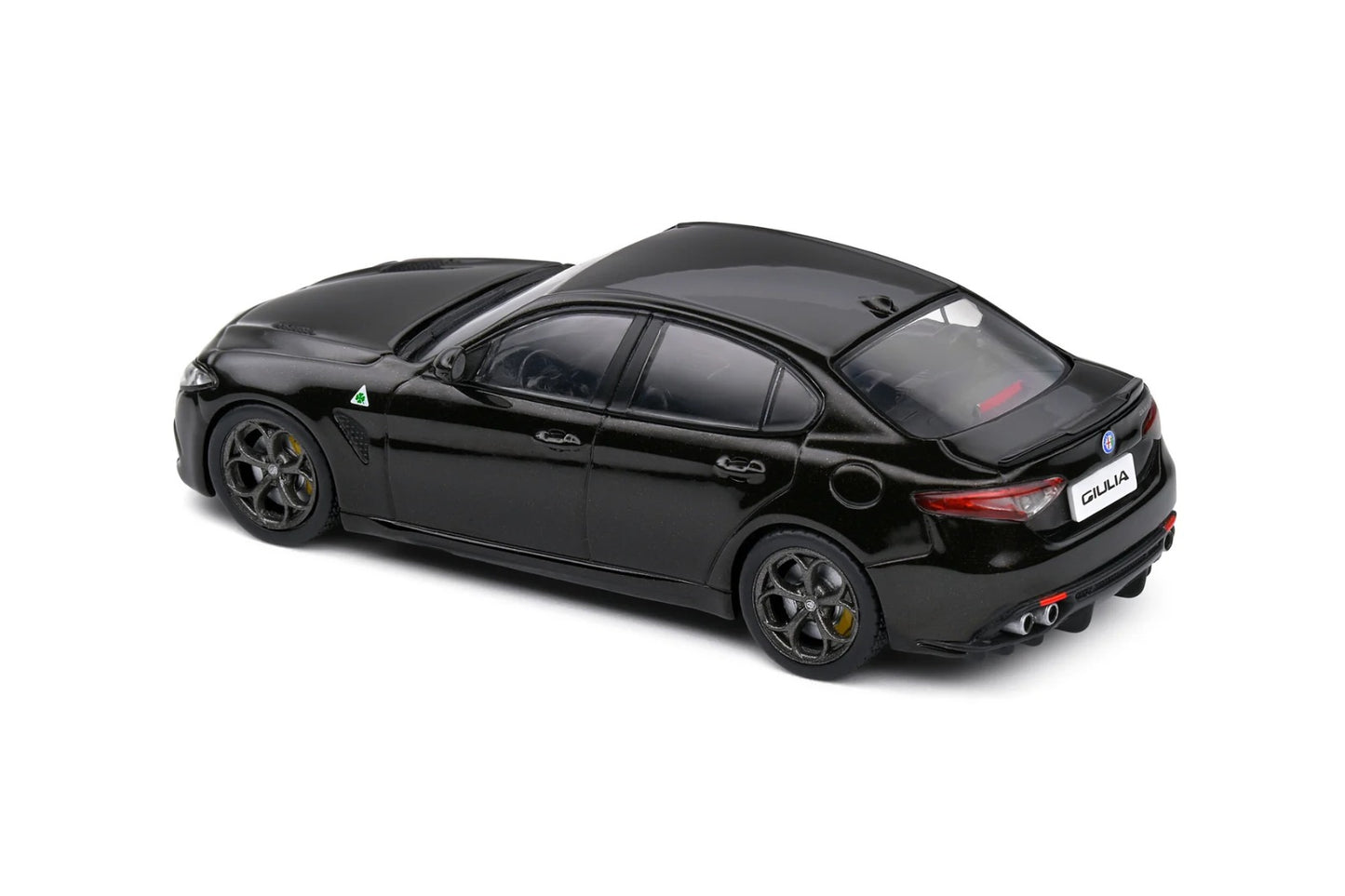 Solido : ALFA ROMEO GIULIA QUADRIFOGLIO BLACK (Scale 1:43)