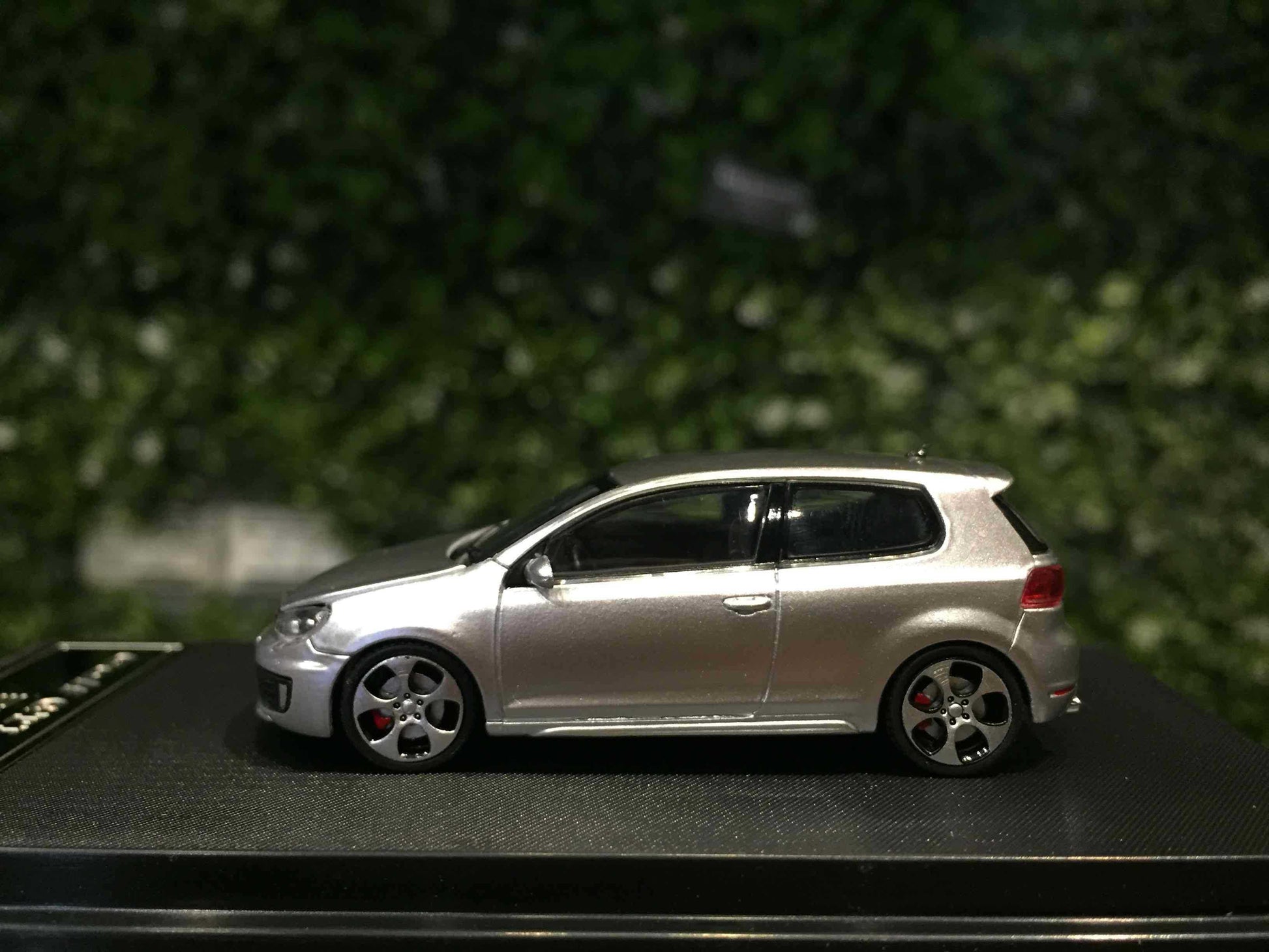 GOLF GTI MK6 Maxwell Silver Diecast 1:64 Car Model - Jaiman Toys