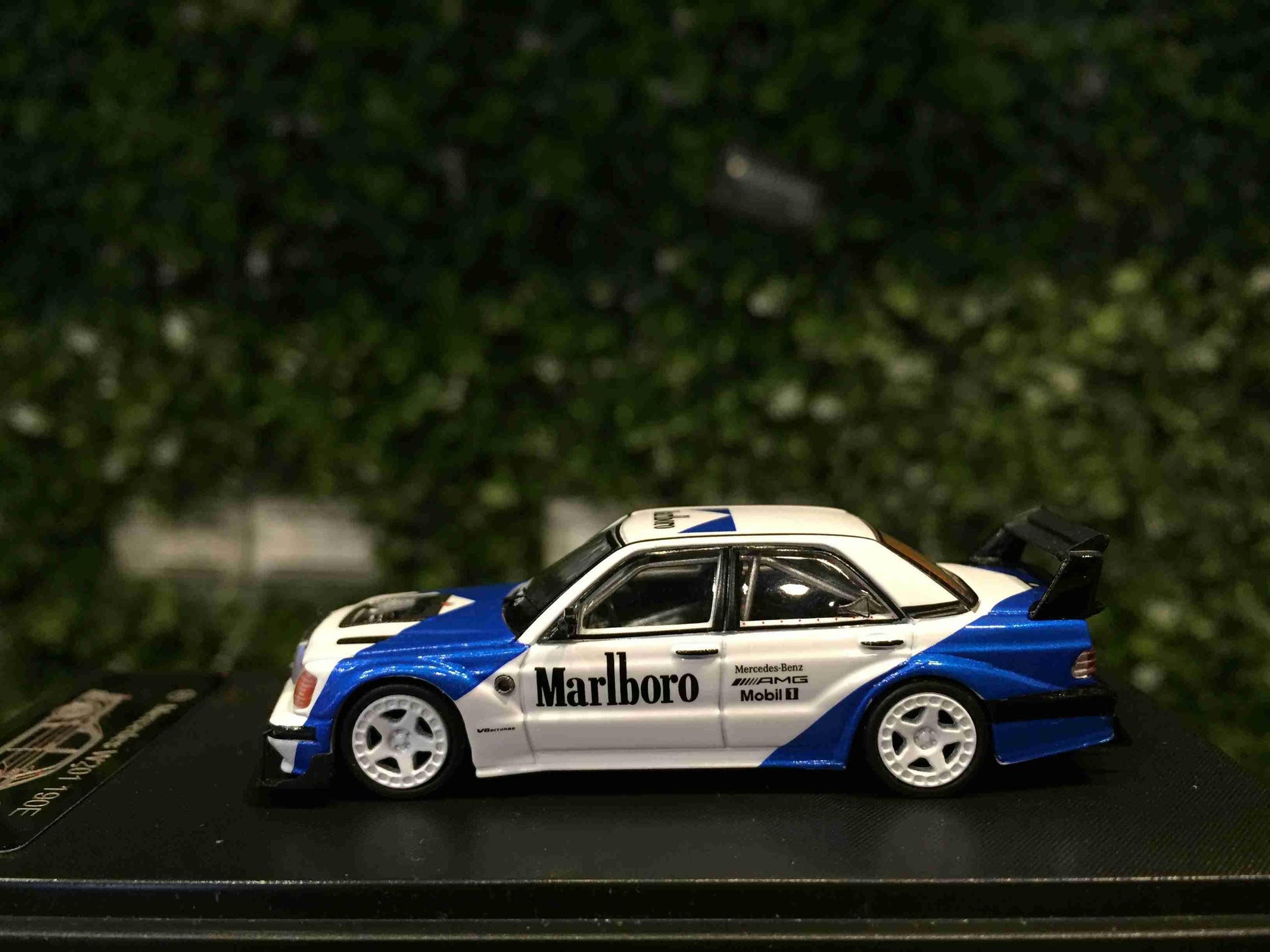 Rhino Model 1:64 Marlboro Mercedes-Benz 190E (W201) Blue/WH - Jaiman Toys
