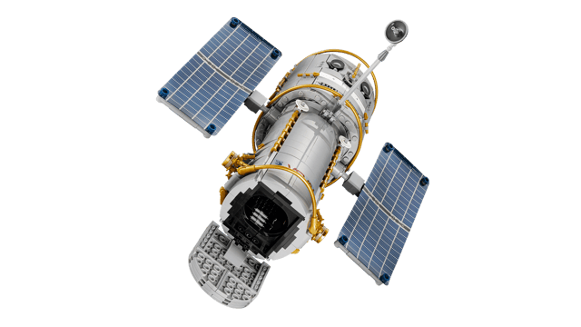 LEGO Icons 11382 Hubble Space Telescope
